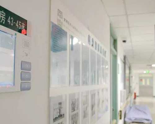 孕早期呕吐时候控制不住漏尿