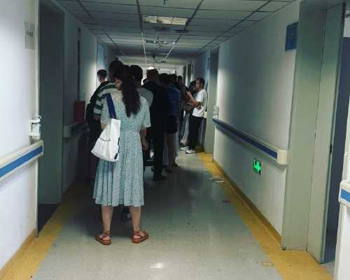 孕39周流出一大坨透明分泌物