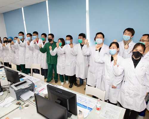 宝宝吃面条吐出来宝宝吃面条吐了怎么回事