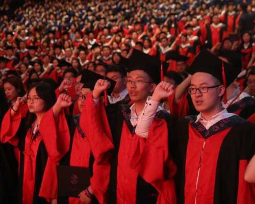 女生平均身高多少？