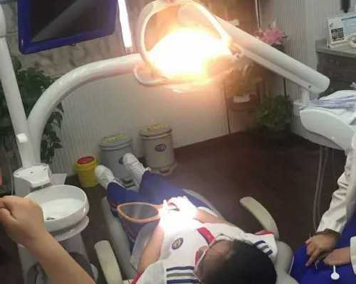 长方案为什么尽量移鲜胚？为什么超长方案可以移植鲜胚？