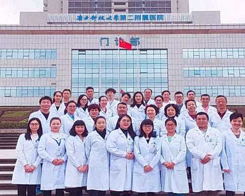 无锡代怀不孕咨询，无锡男人头发稀少怎么变浓密？